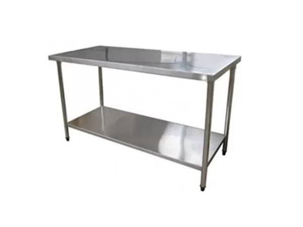 Bàn inox có 1 giá phẳng dưới